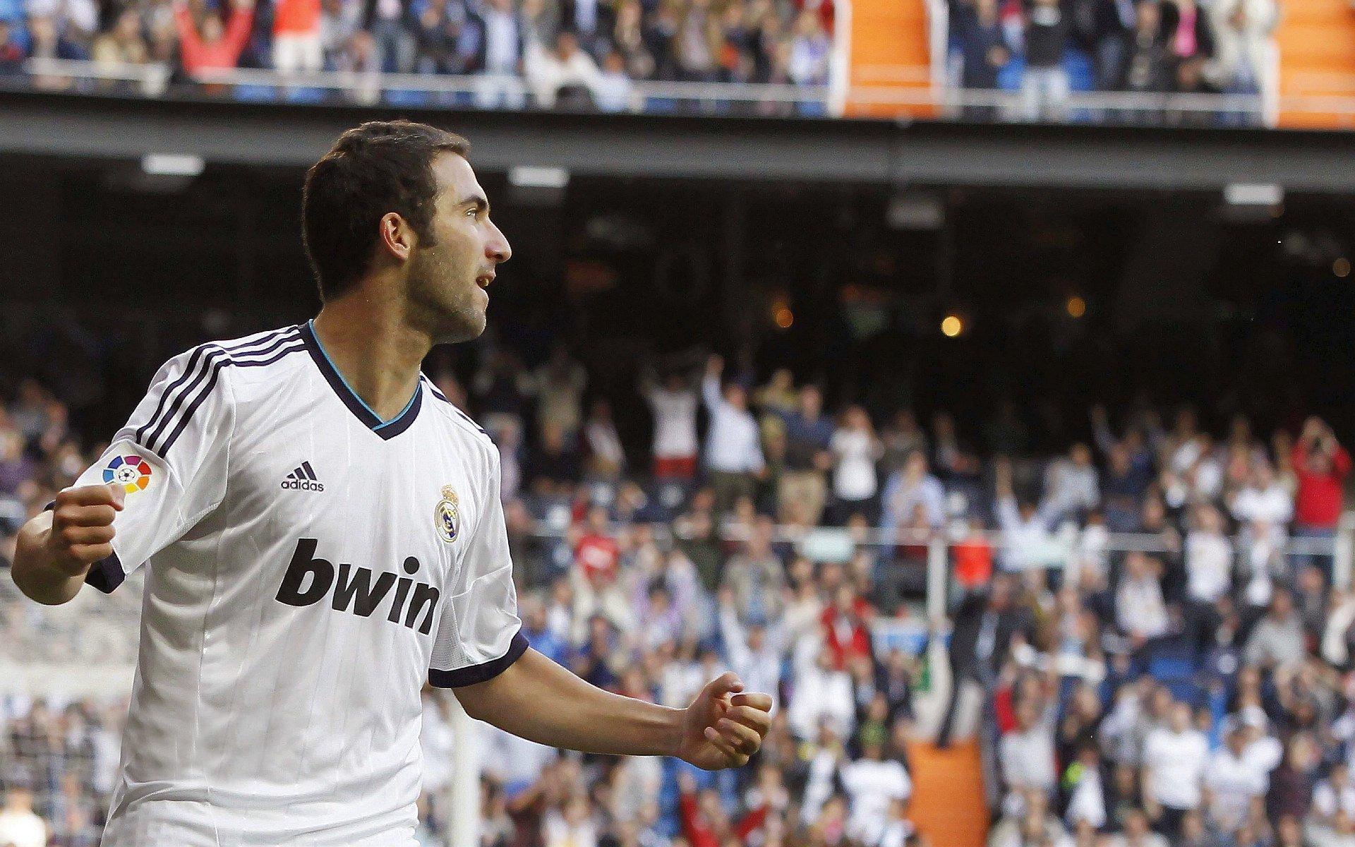 阿贾克斯连场翻车1-1绝平鹿特丹斯巴达，两轮荷甲狂丢5分争冠前景蒙阴影