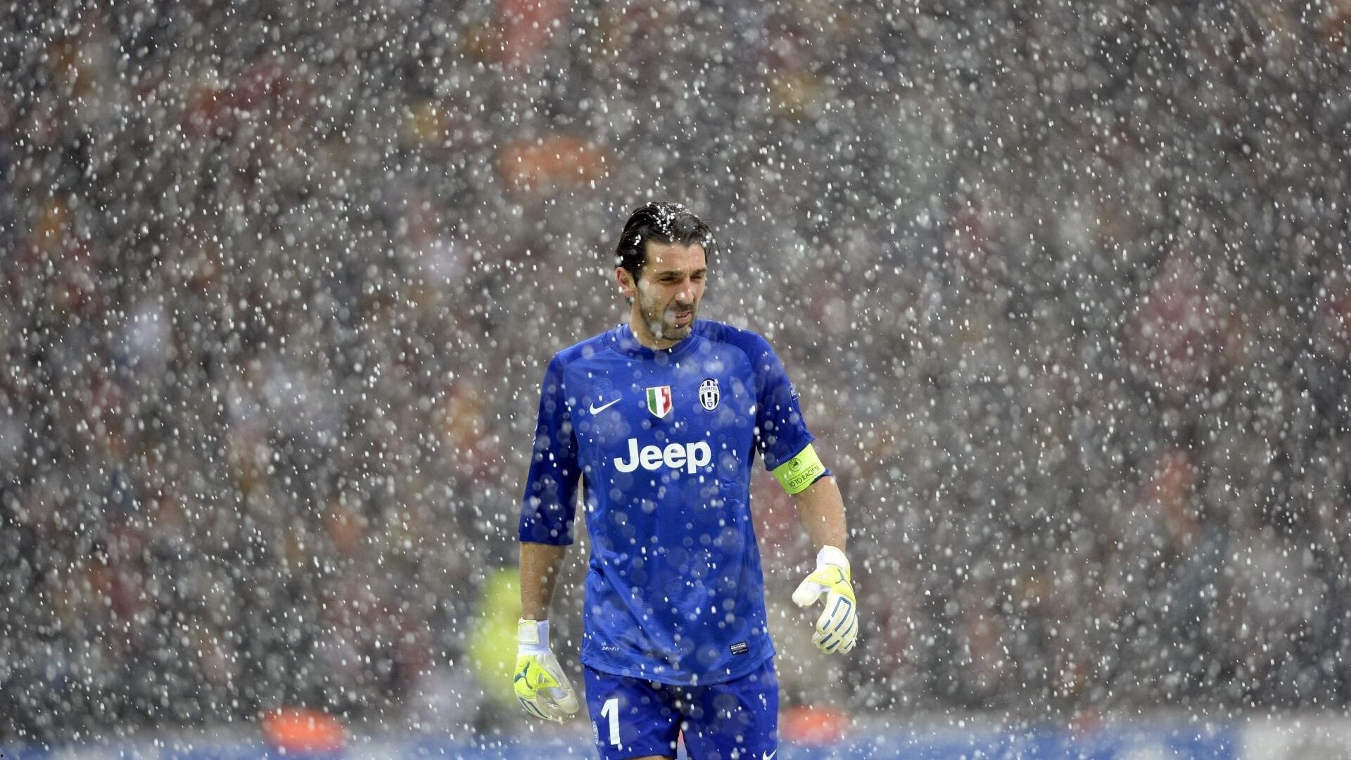 医患温情时刻!埃迪豪肺炎康复后,回院向治疗团队表示感谢并赠礼