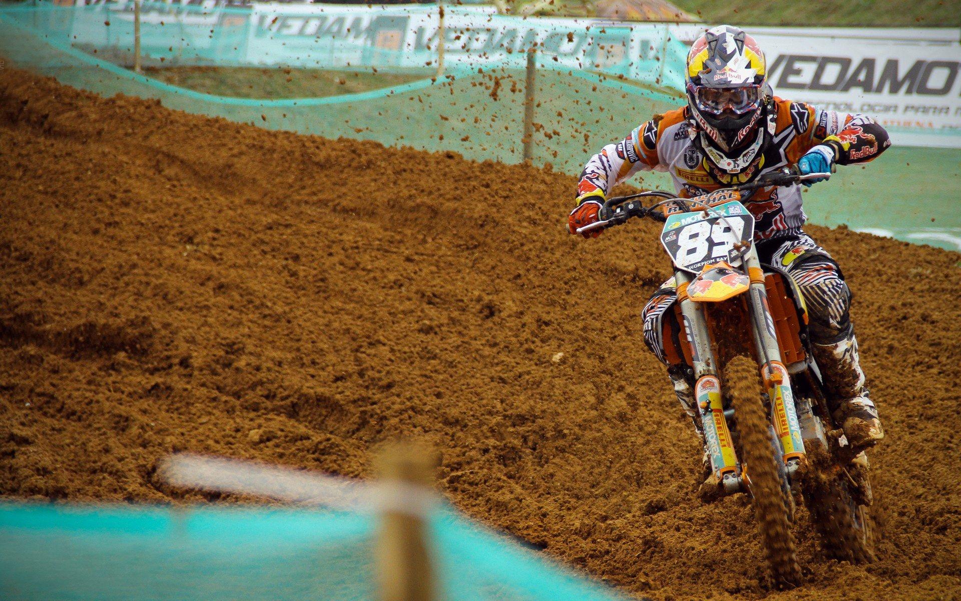 拜仁慕尼黑开启新篇章，季前体检与训练日程正式启动，阵容革新引关注